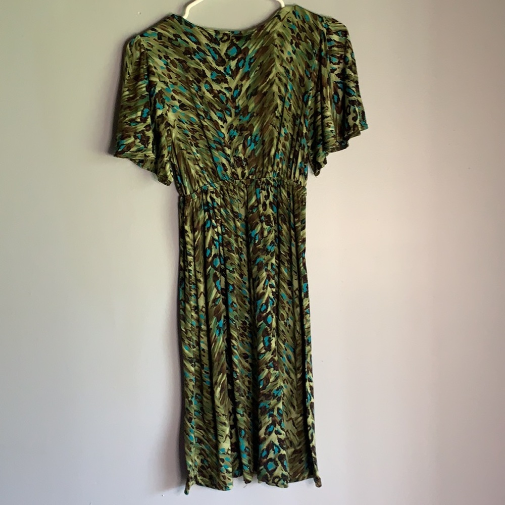 M USA Low V Flutter Sleeve Green Leopard Dress SZL